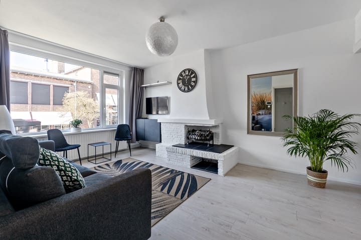 Photo 1 of Carel Vosmaerstraat 48