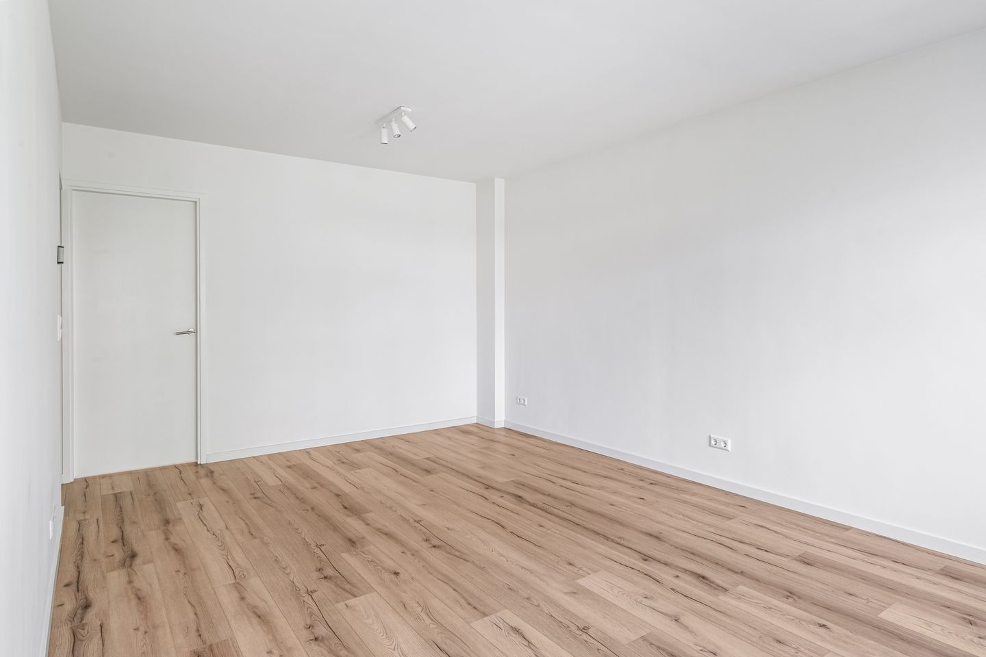 Photo 19 of Verboomstraat 87-B