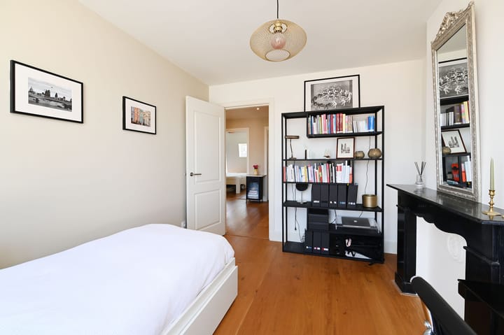 Photo 30 of Obrechtstraat 281