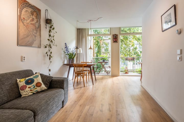 Photo 5 of Zeeburgerdijk 74-1