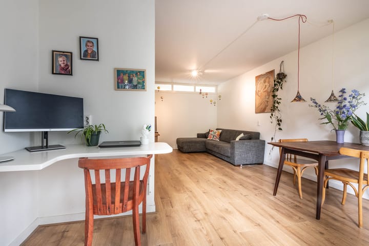 Photo 6 of Zeeburgerdijk 74-1