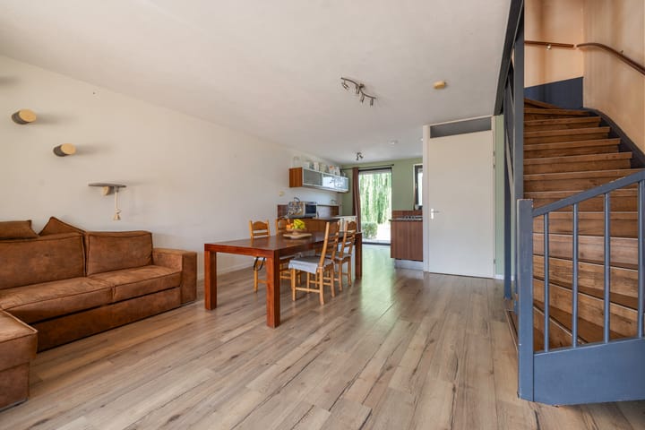 Photo 9 of Carol Vogesgracht 31