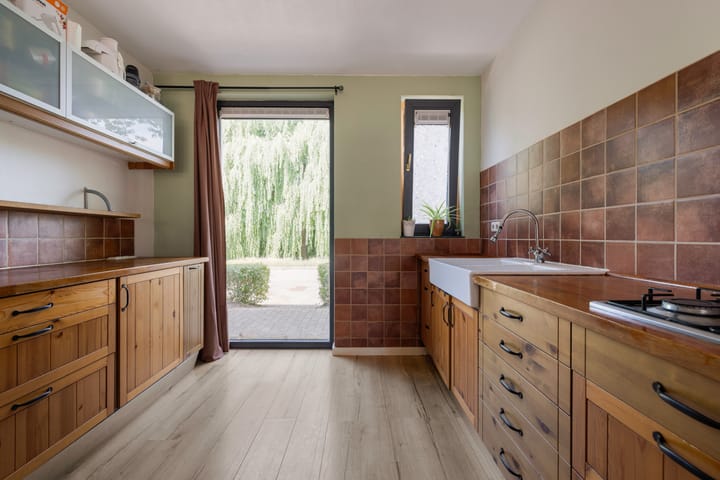 Photo 13 of Carol Vogesgracht 31