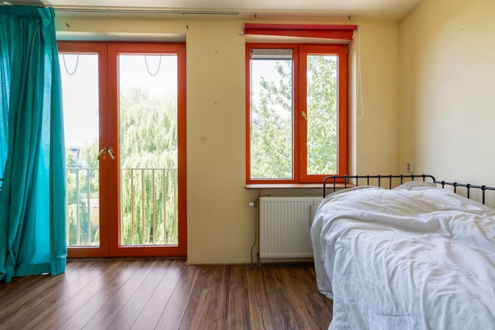 Photo 24 of Carol Vogesgracht 31