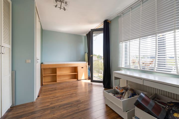 Photo 25 of Carol Vogesgracht 31