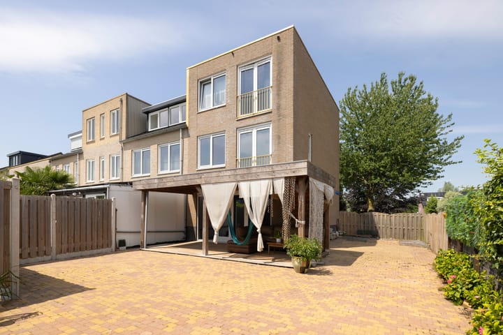 Photo 34 of Carol Vogesgracht 31