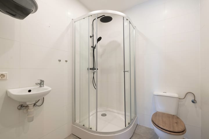 Photo 40 of Carol Vogesgracht 31