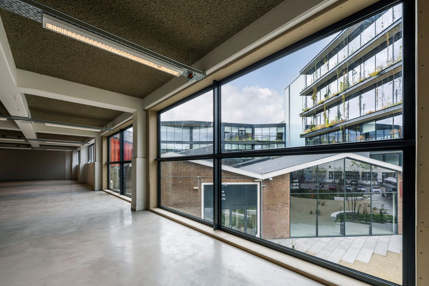 Bekijk foto 5 van Paul van Vlissingenstraat 4-E