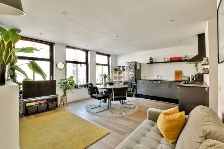 Foto 1 van Marnixstraat 67