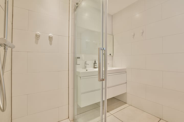 Foto 15 van Marnixstraat 67