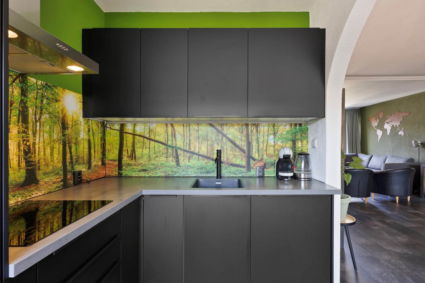 Photo 10 of Van der Gaagstraat 69