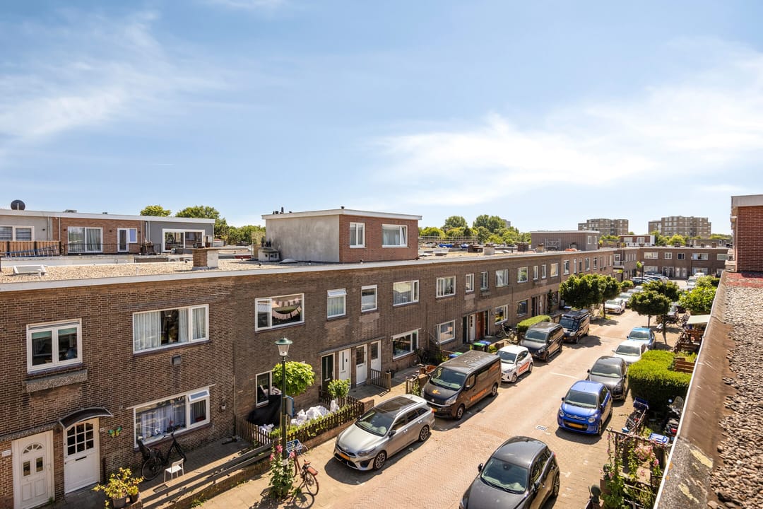 Photo 31 of Van der Gaagstraat 69
