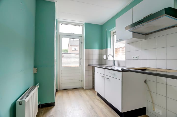 Photo 7 of Plechelmastraat 12