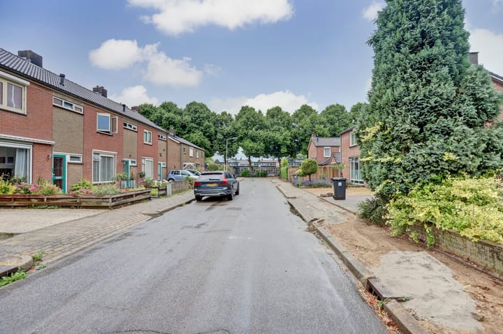 Photo 27 of Plechelmastraat 12