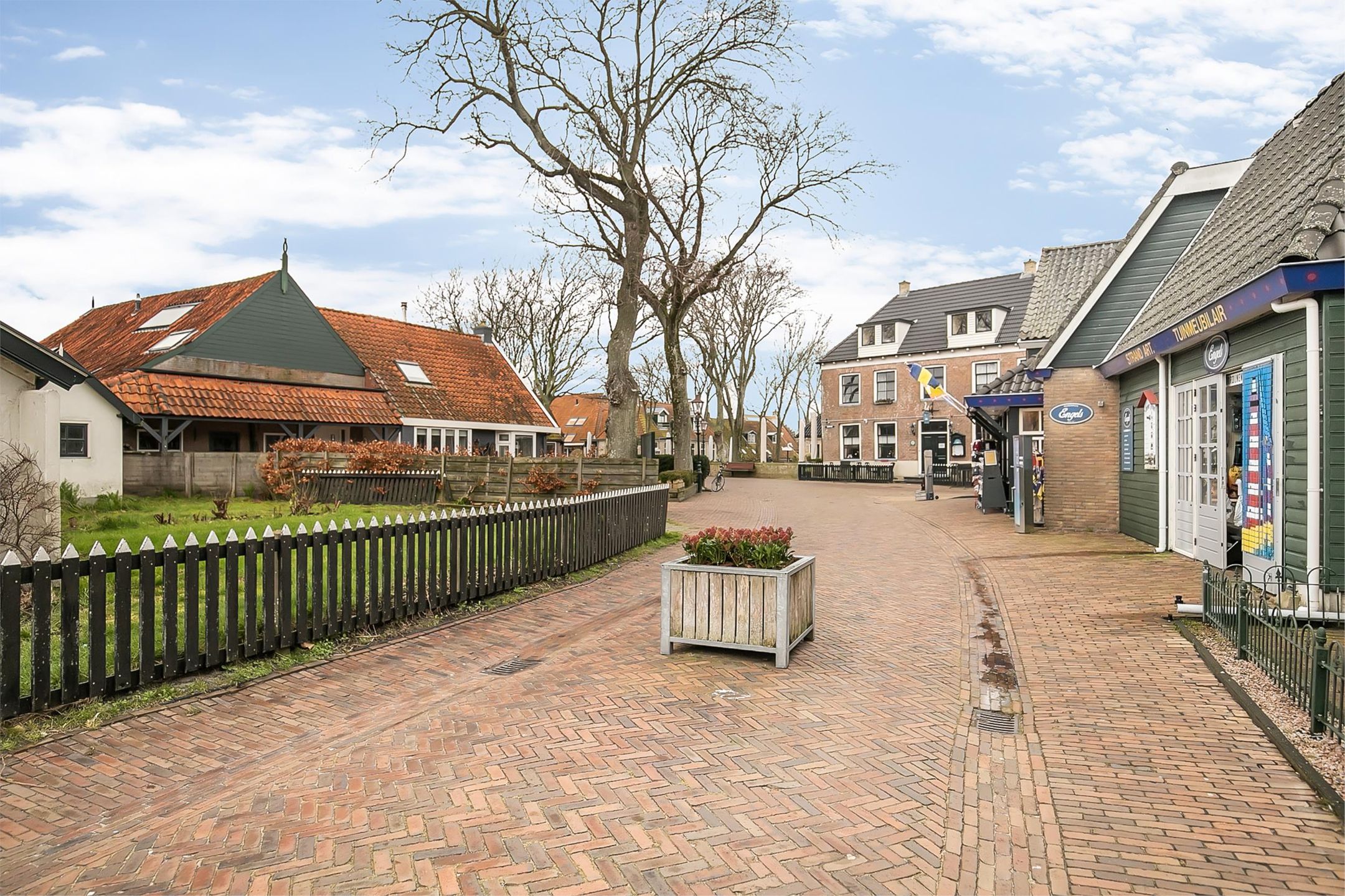 Photo 39 of Spinhuisstraat 1