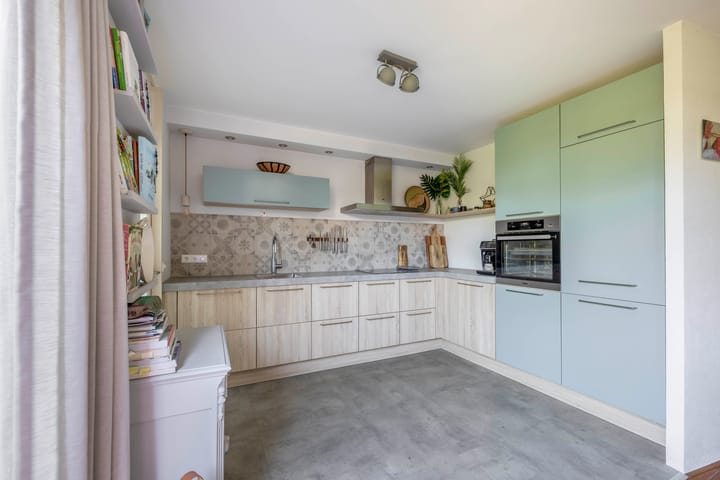 Foto 2 van Regulus 4