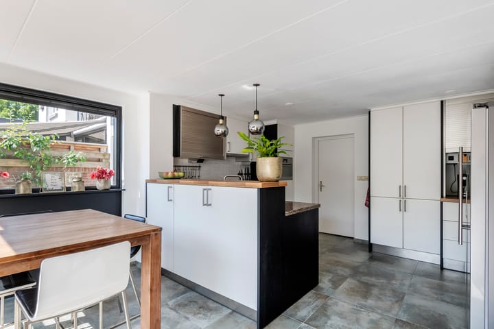 Foto 20 van Julianalaan 24-A