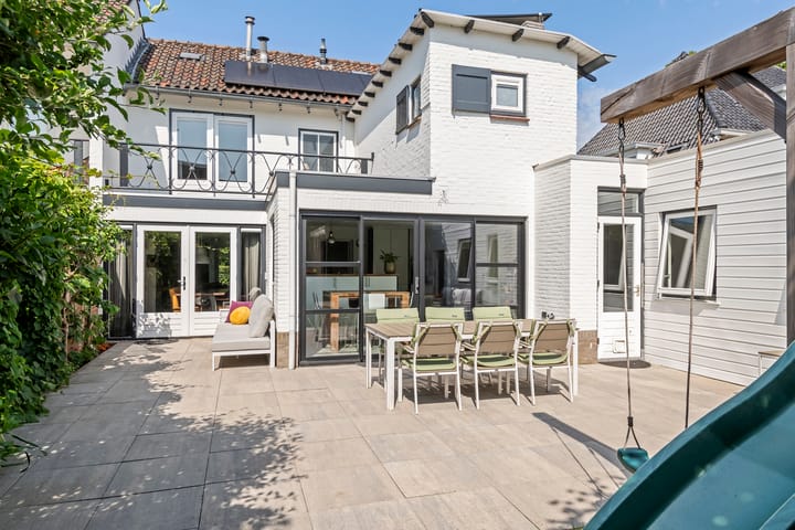 Foto 31 van Julianalaan 24-A