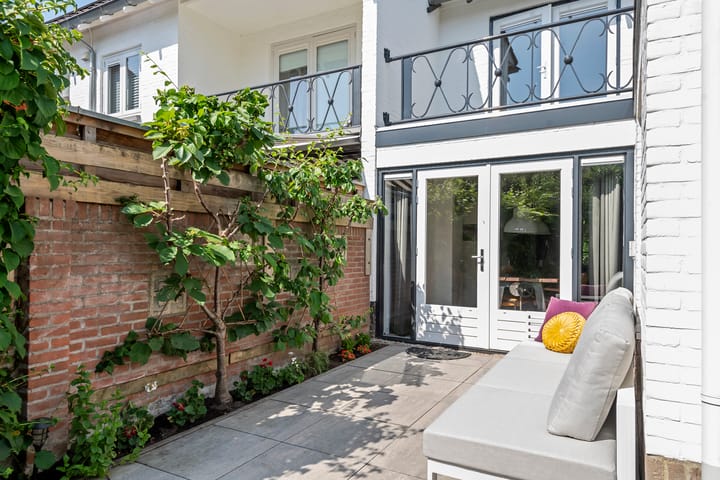 Foto 34 van Julianalaan 24-A