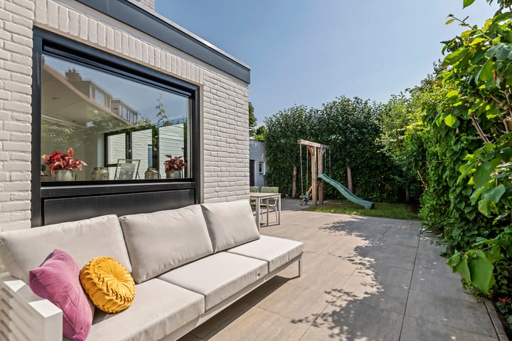 Foto 35 van Julianalaan 24-A