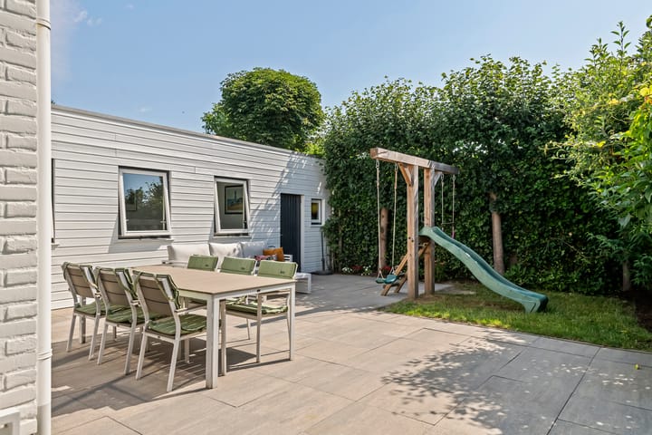 Foto 36 van Julianalaan 24-A