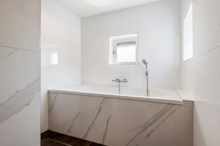 Foto 61 van Julianalaan 24-A