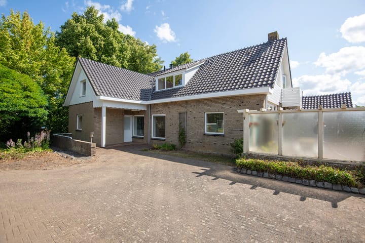 Foto 36 van Dorpstraat 37