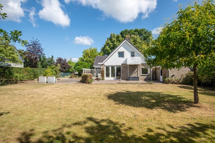 Foto 42 van Dorpstraat 37