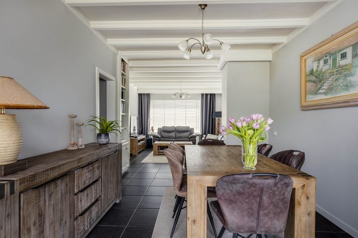 Foto 15 van Wielewaalstraat 9