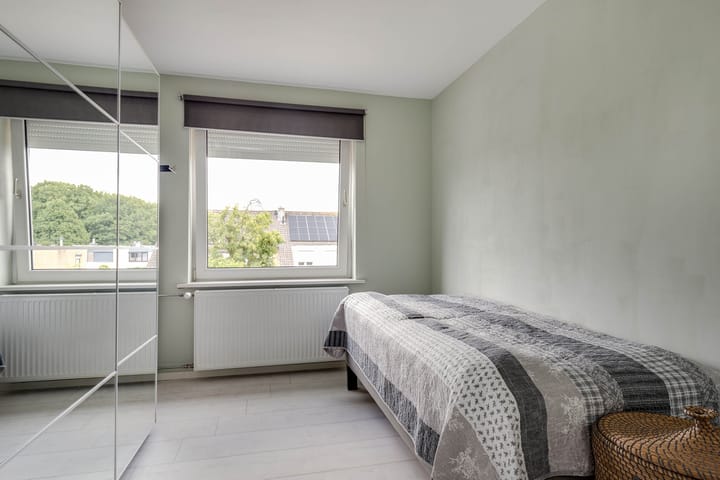 Foto 27 van Wielewaalstraat 9