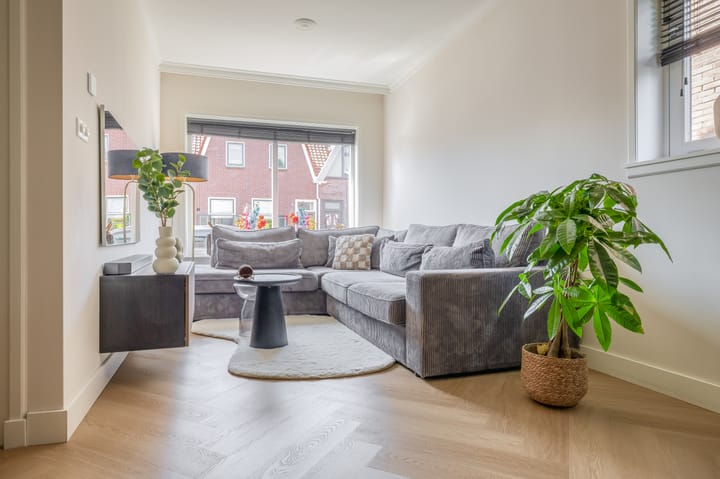 Foto 2 van Juliana van Stolberglaan 4