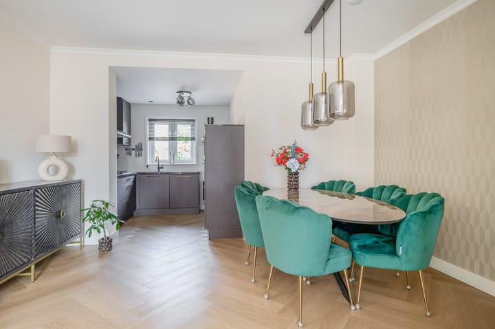 Photo 9 of Juliana van Stolberglaan 4