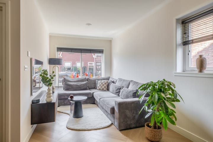 Photo 12 of Juliana van Stolberglaan 4