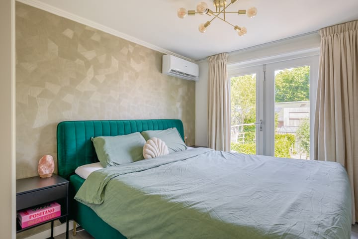 Photo 22 of Juliana van Stolberglaan 4