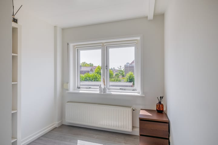 Photo 26 of Juliana van Stolberglaan 4