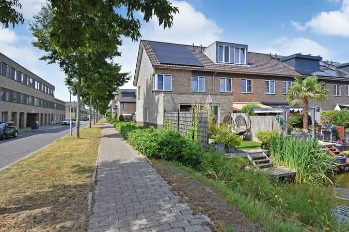 Foto 42 van Oosterscheldestraat 34