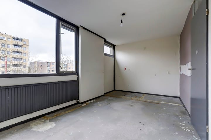 Photo 11 of Debussystraat 7