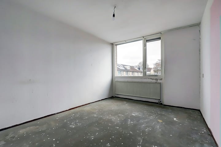 Photo 15 of Debussystraat 7