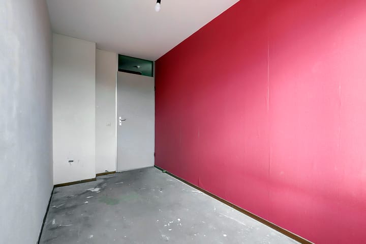 Photo 18 of Debussystraat 7