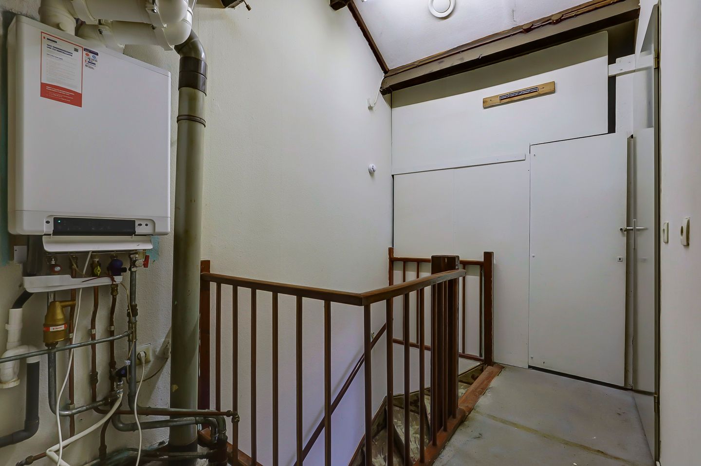 Foto 19 van Debussystraat 7