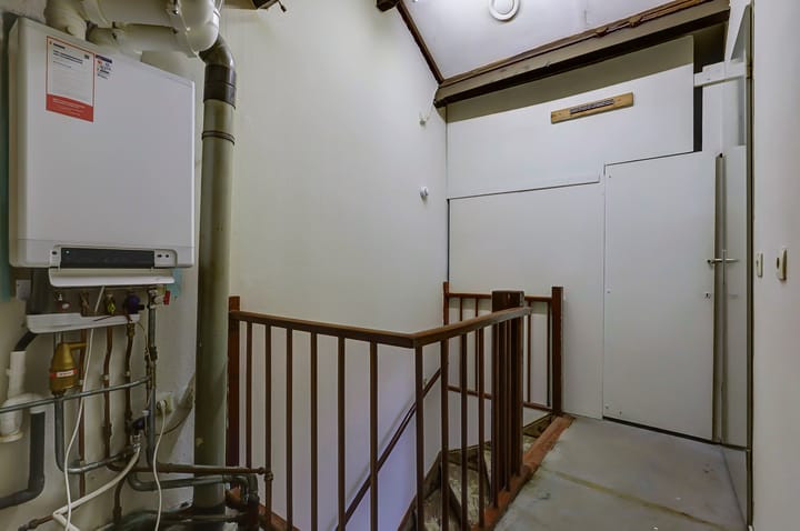 Photo 19 of Debussystraat 7