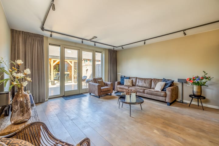 Foto 2 van Tapuitstraat 25