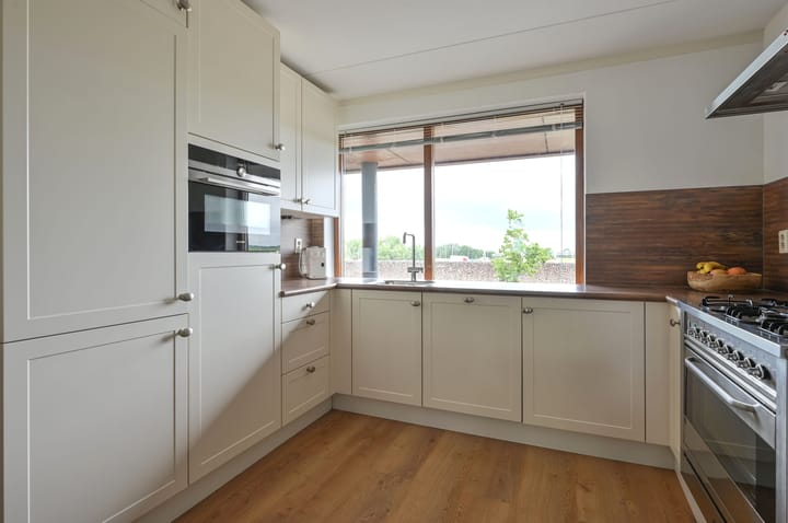 Foto 15 van Forel 370