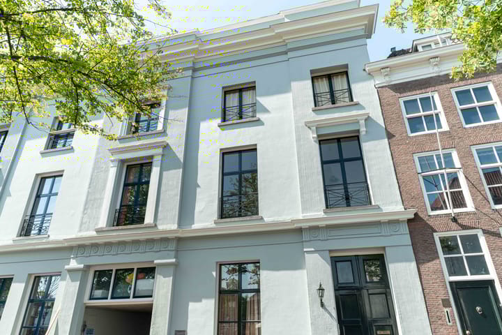 Photo 5 of Oude Delft 21-A