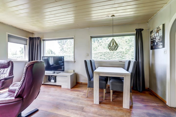 Foto 10 van Julianastraat 25