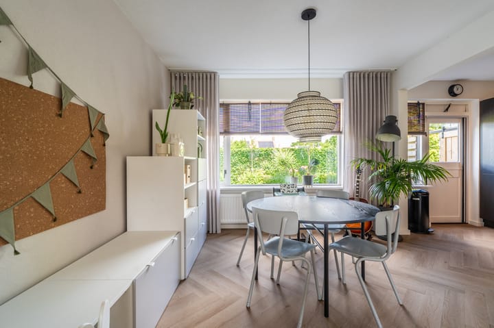 Photo 20 of Graaf Adolfstraat 17