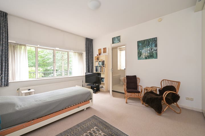 Photo 14 of Van Hogenhoucklaan 56-A