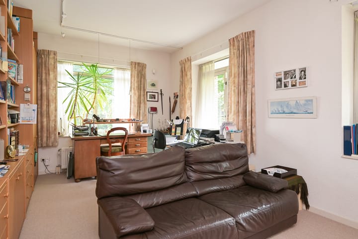 Photo 17 of Van Hogenhoucklaan 56-A