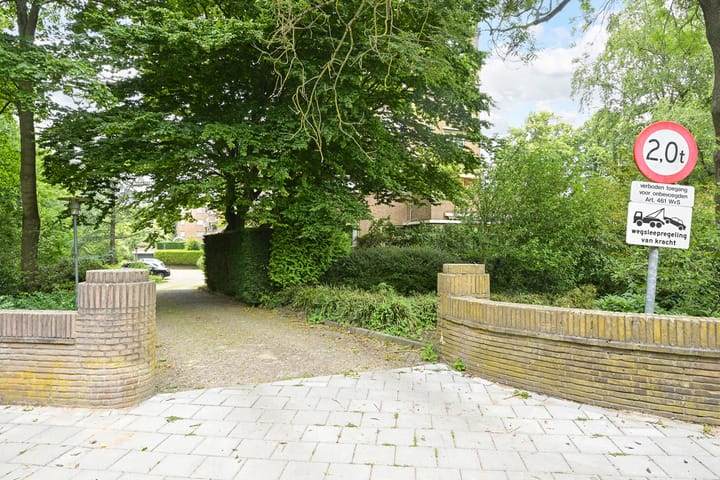 Photo 34 of Van Hogenhoucklaan 56-A