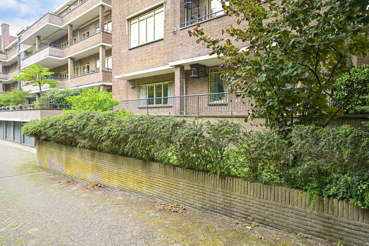 Photo 33 of Van Hogenhoucklaan 56-A